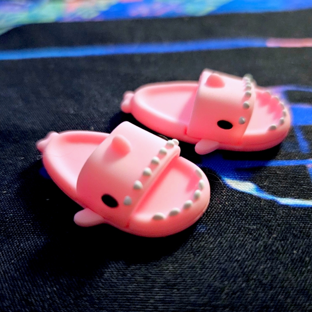 Kawaii Pink Shark Slides for Big Into Energy Pink Labubu Shoes Doll Shoes
